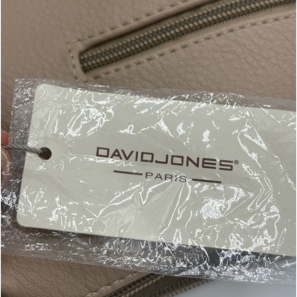 DAVID JONES PARIS NWT Camel Crossbody Bag - Picture 14 of 14